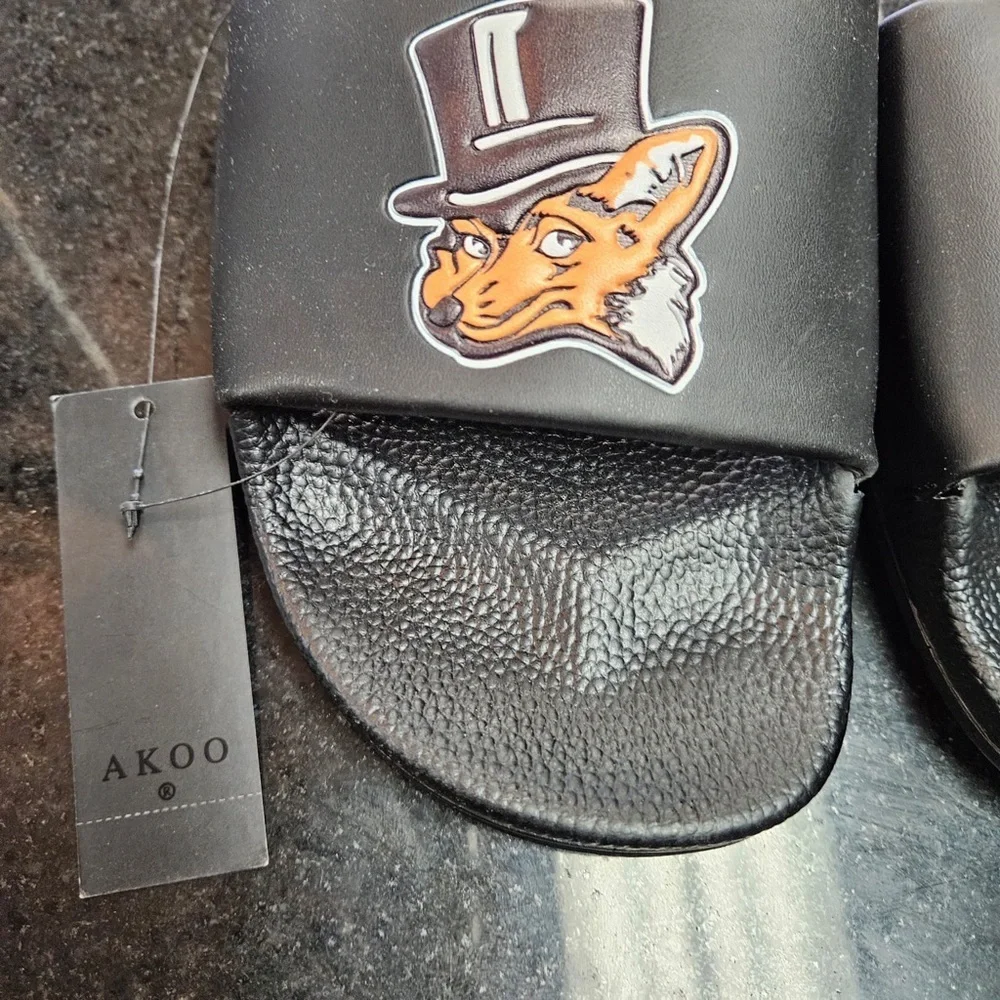 Akoo slides black
